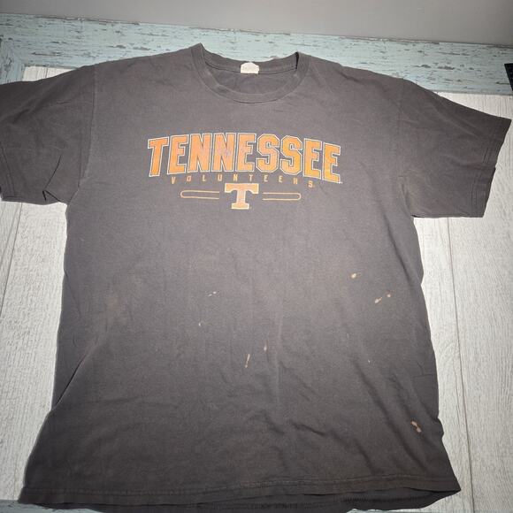 Champion Other - Tennessee Volunteers T-Shirt LARGE Gray Short Sleeve Distressed Thrashed Retro